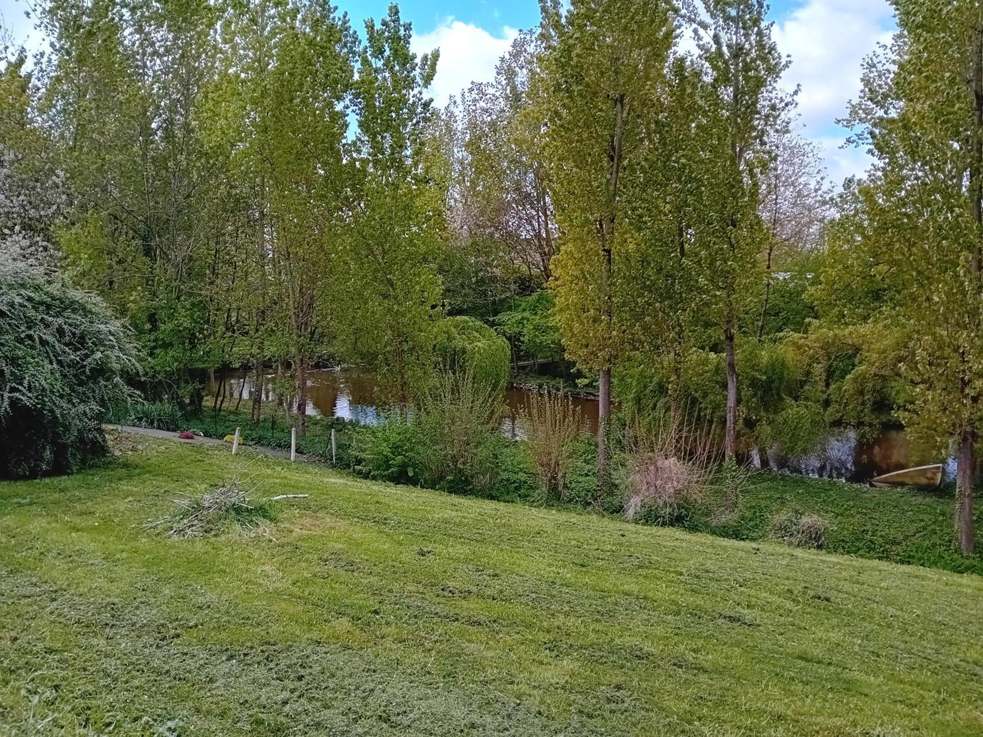 Villa Maison au cœur de la nature à Cerisy-la-Foret Extérieur photo